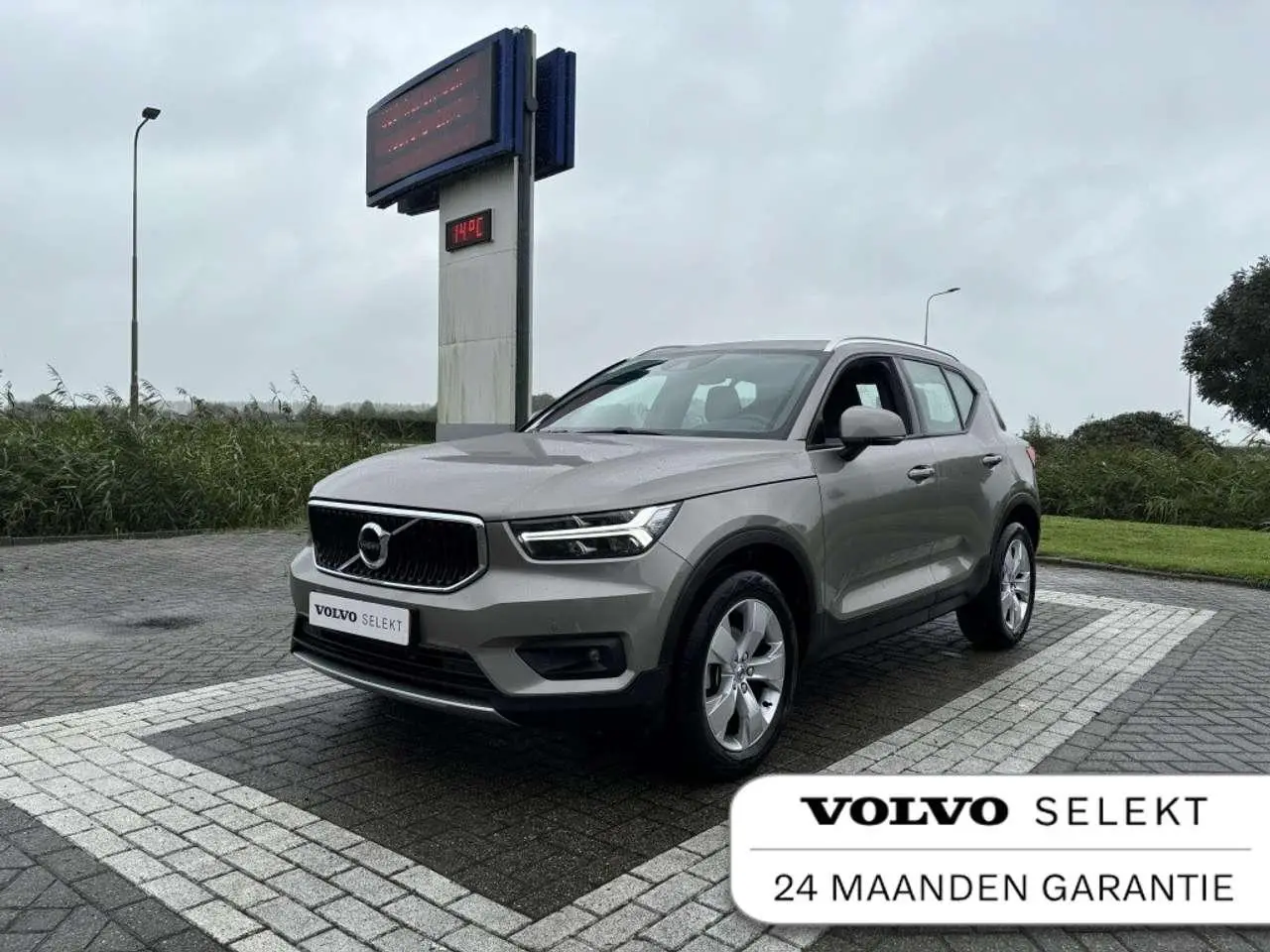 Photo 1 : Volvo Xc40 2021 Petrol