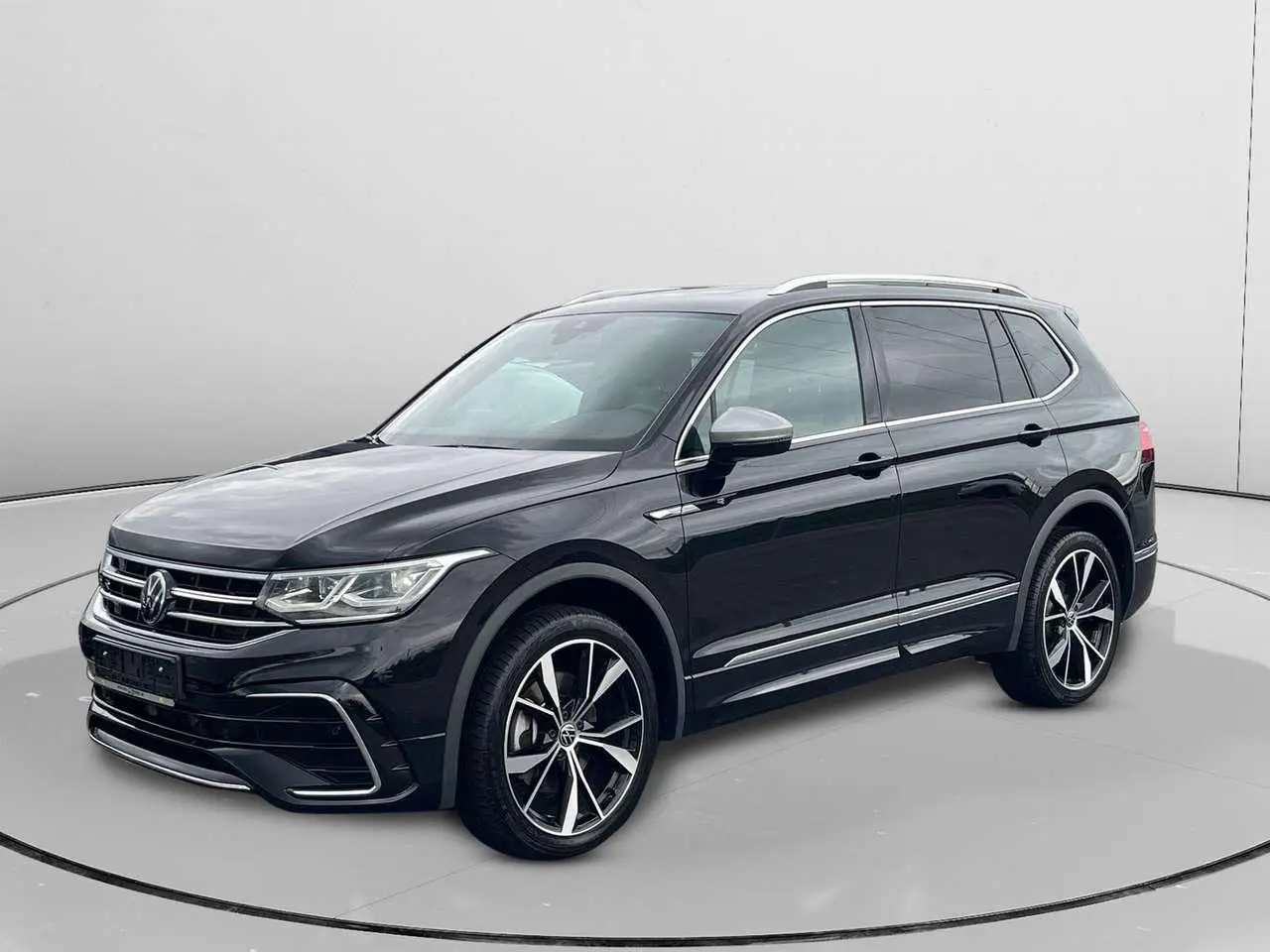 Photo 1 : Volkswagen Tiguan 2024 Diesel