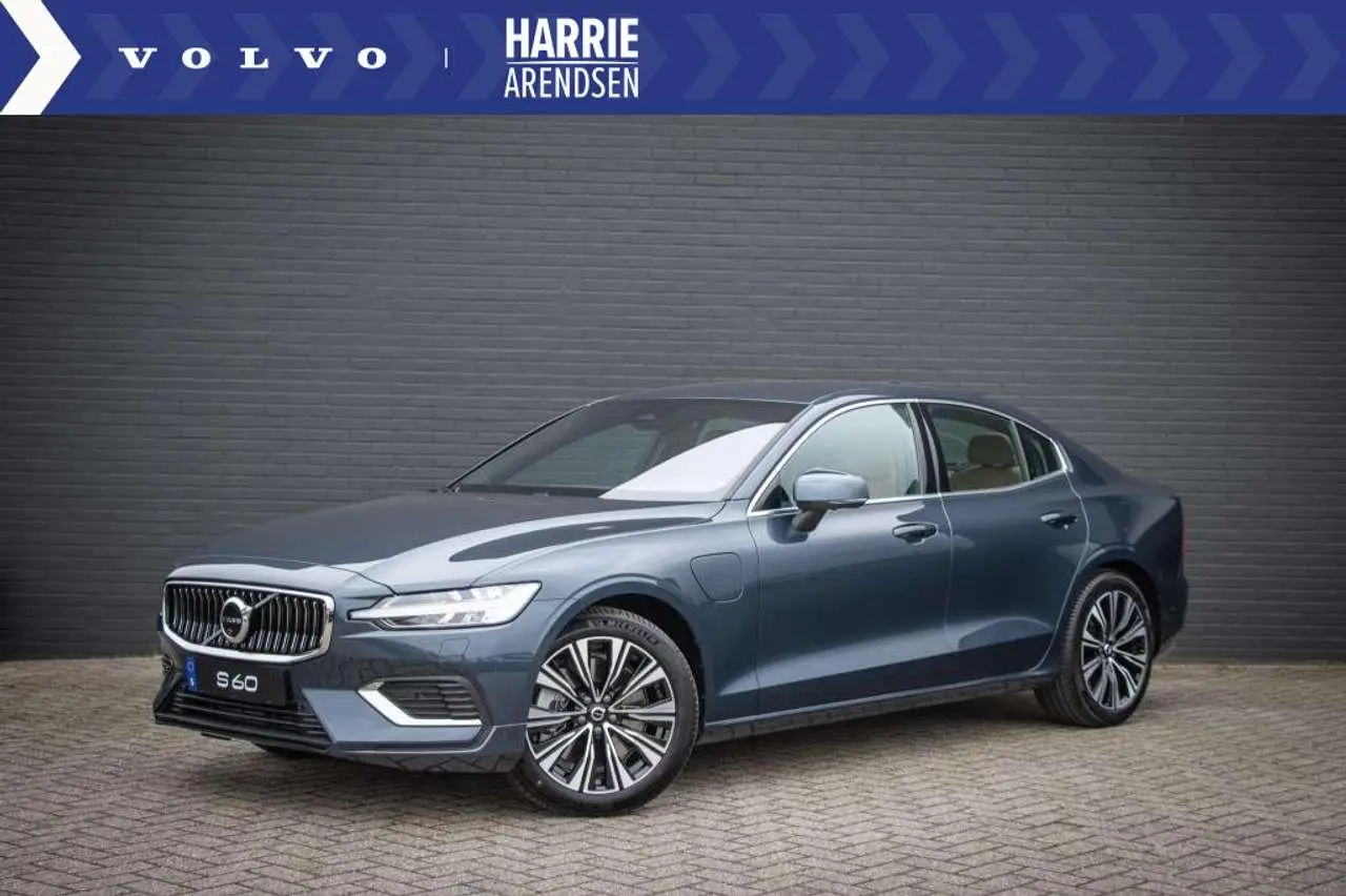 Photo 1 : Volvo S60 2024 Essence