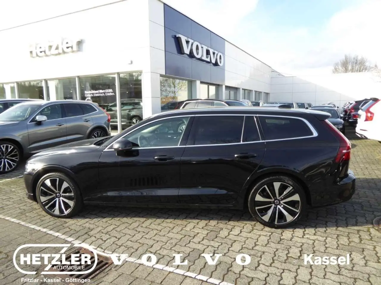 Photo 1 : Volvo V60 2022 Diesel