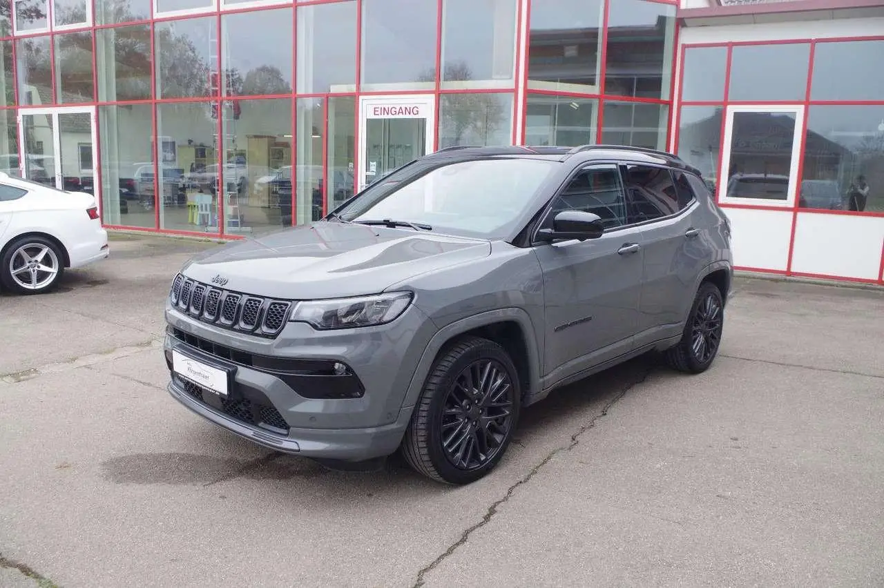 Photo 1 : Jeep Compass 2021 Petrol