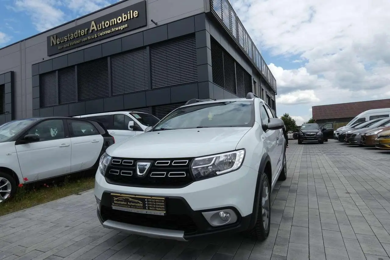 Photo 1 : Dacia Sandero 2017 Essence