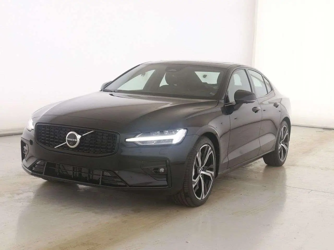 Photo 1 : Volvo S60 2023 Hybride