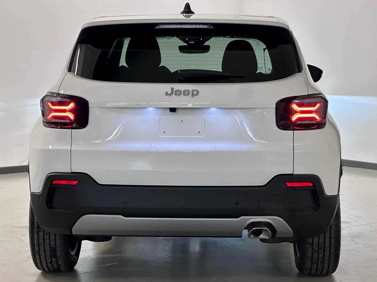 Photo 1 : Jeep Avenger 2024 Essence