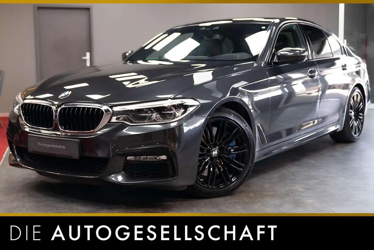 Photo 1 : Bmw Serie 5 2017 Petrol