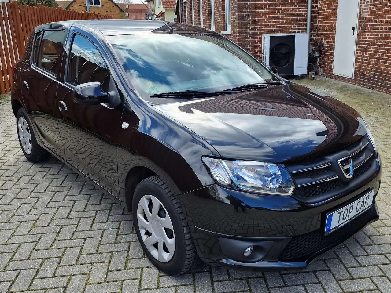 Photo 1 : Dacia Sandero 2015 Petrol