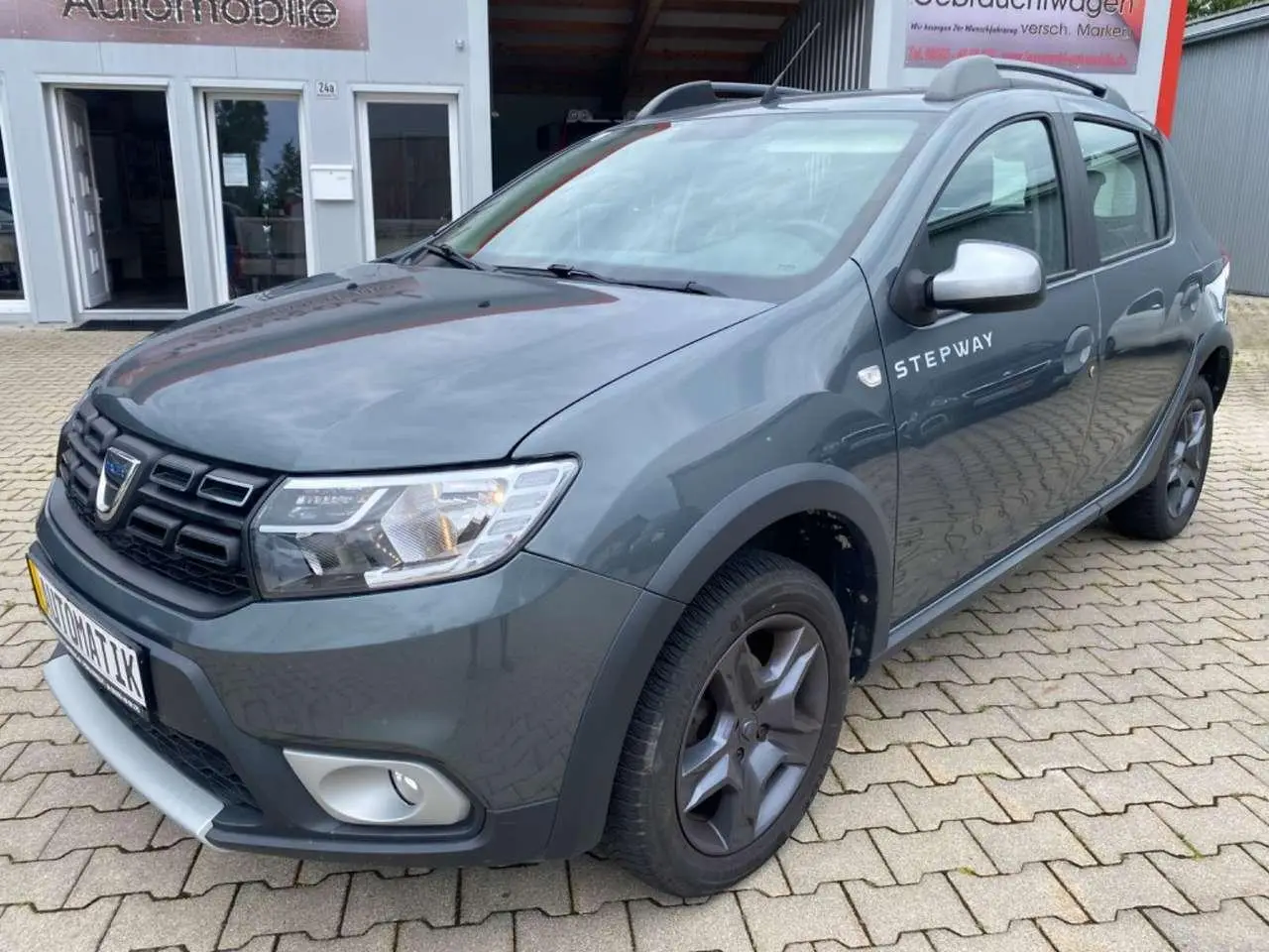 Photo 1 : Dacia Sandero 2018 Petrol