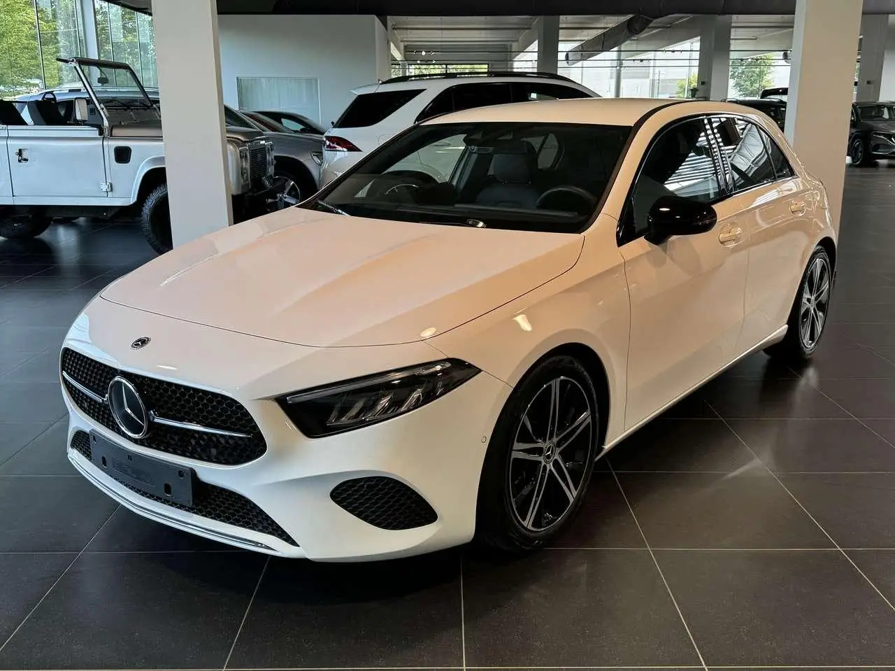 Photo 1 : Mercedes-benz Classe A 2023 Essence