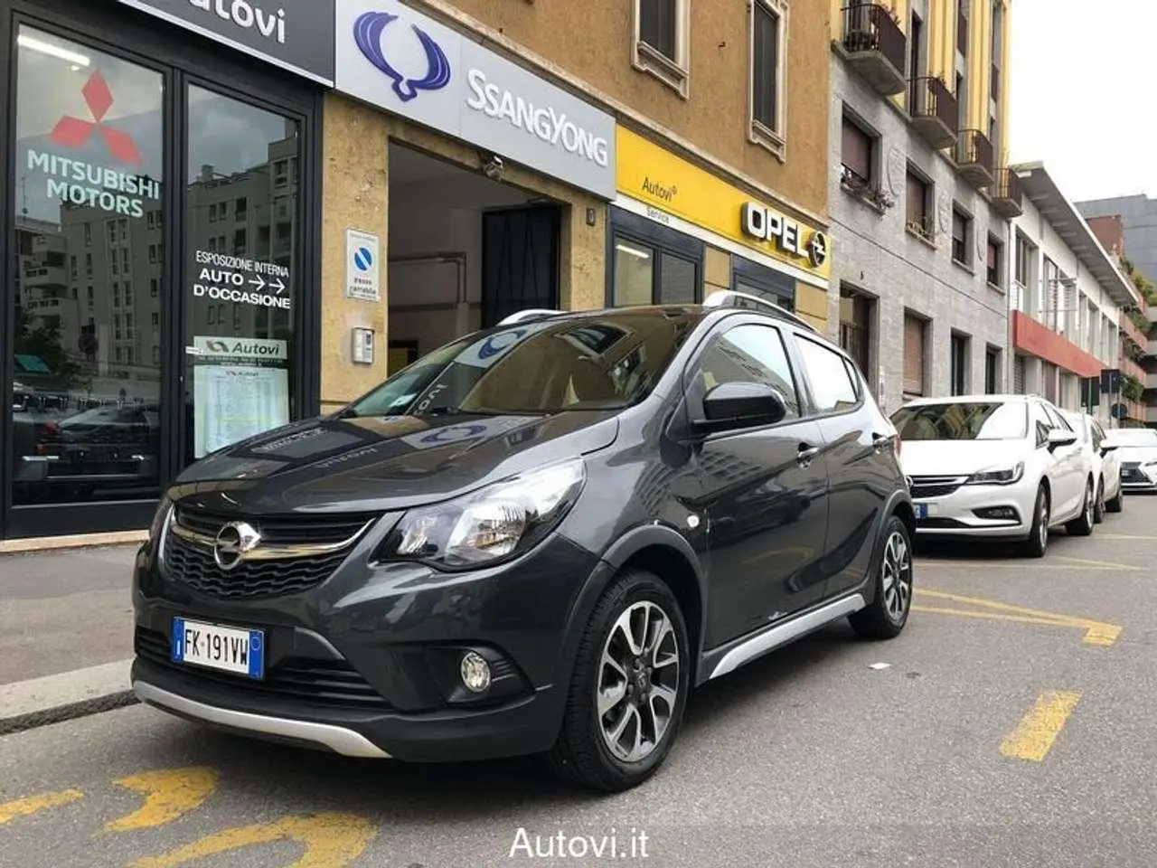 Photo 1 : Opel Karl 2017 Petrol