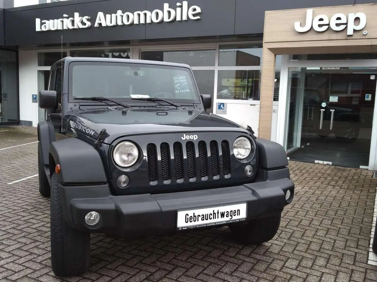 Photo 1 : Jeep Wrangler 2017 Diesel