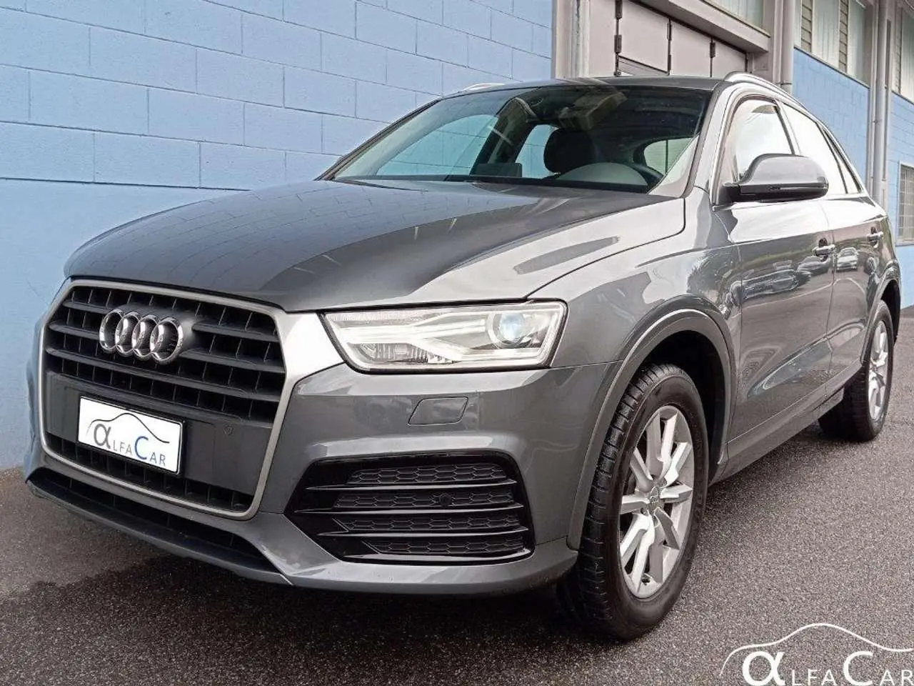 Photo 1 : Audi Q3 2016 Petrol