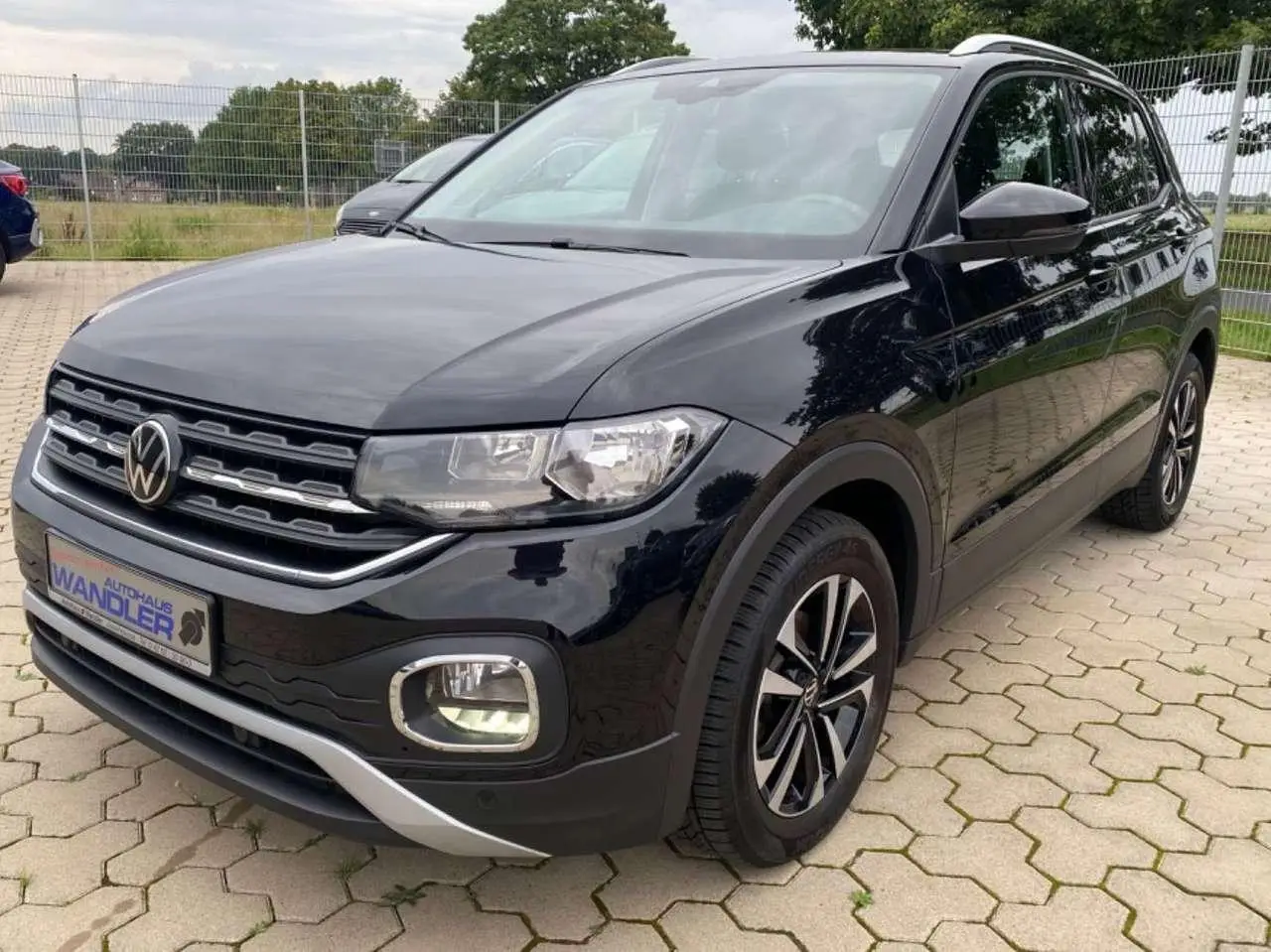 Photo 1 : Volkswagen T-cross 2021 Essence