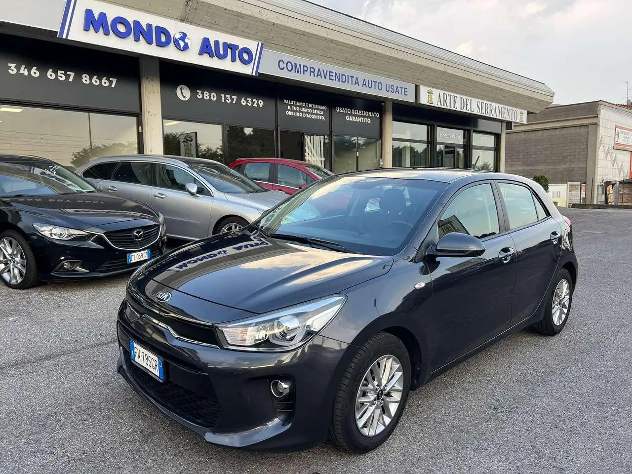 Photo 1 : Kia Rio 2019 Petrol