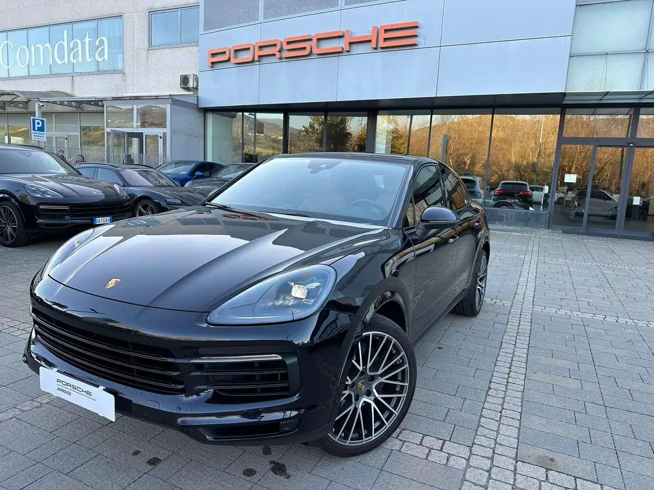 Photo 1 : Porsche Cayenne 2022 Essence