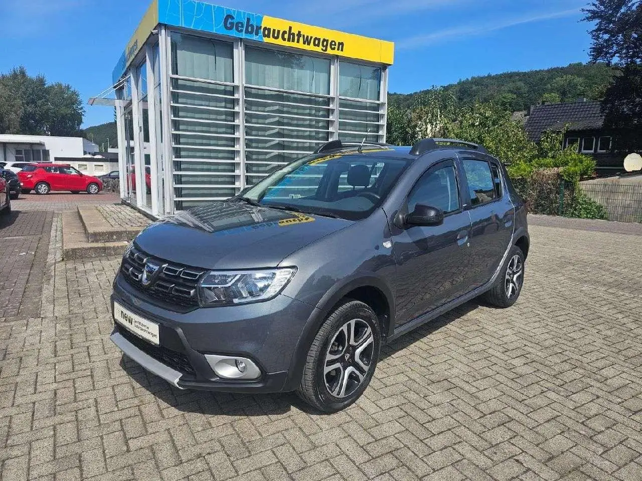 Photo 1 : Dacia Sandero 2018 Petrol