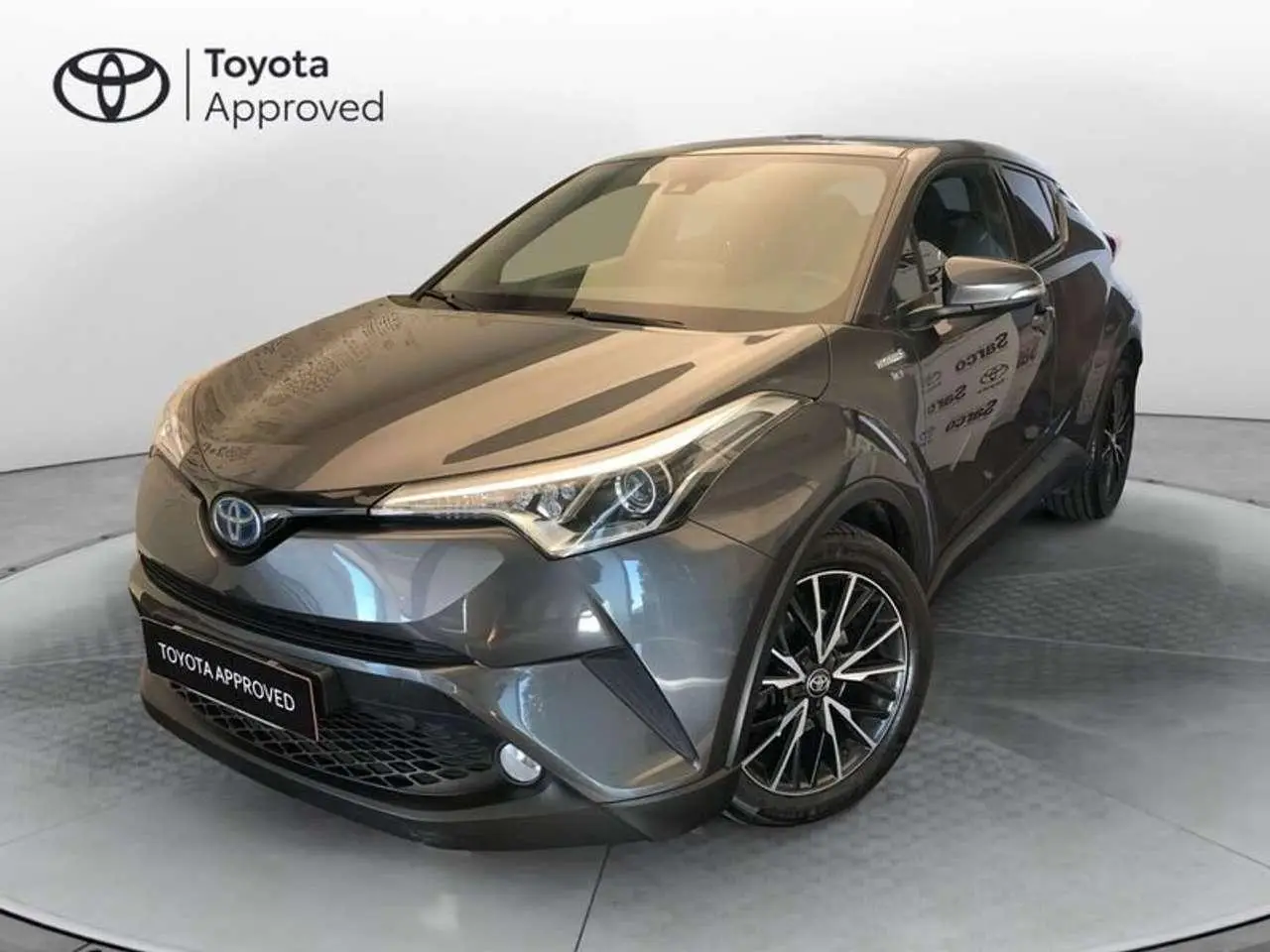 Photo 1 : Toyota C-hr 2018 Hybride