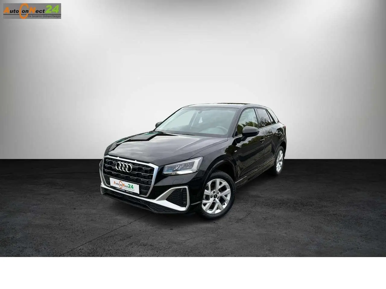 Photo 1 : Audi Q2 2023 Petrol