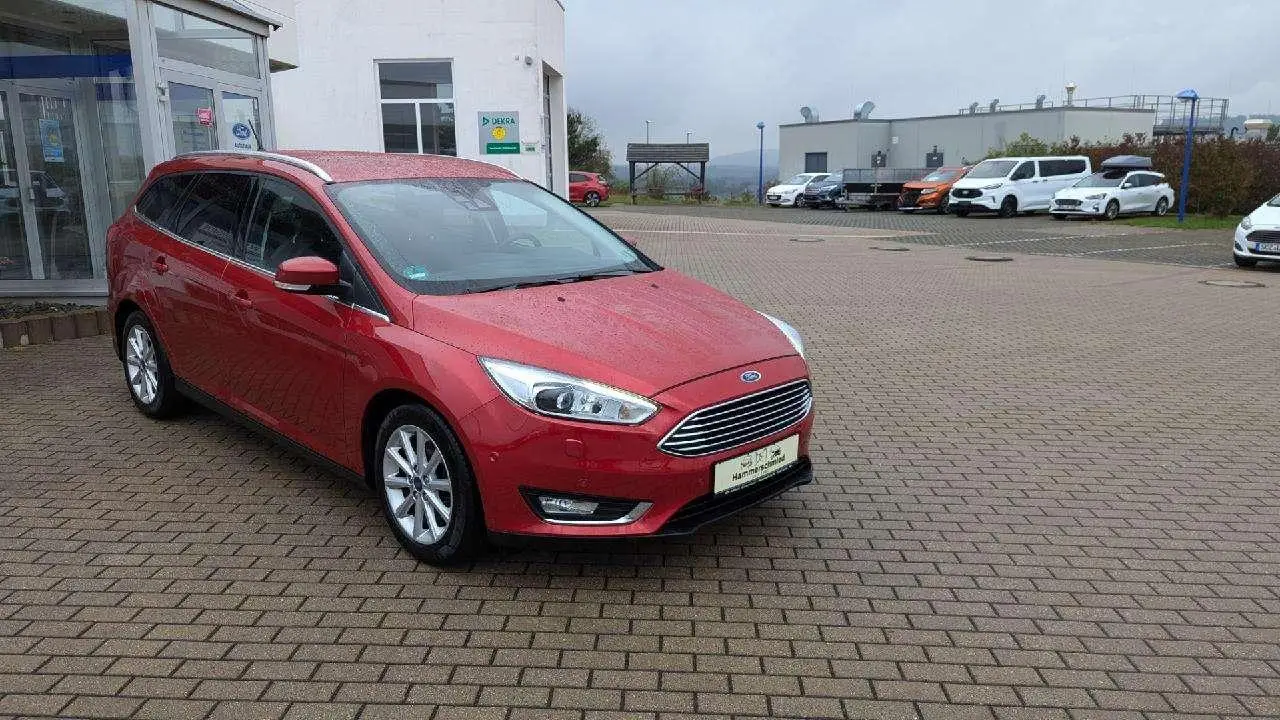 Photo 1 : Ford Focus 2017 Petrol