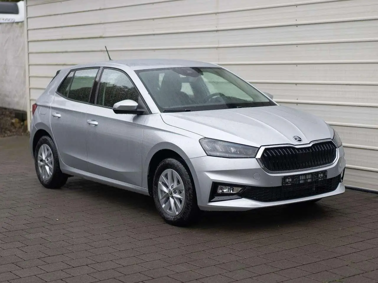 Photo 1 : Skoda Fabia 2024 Petrol