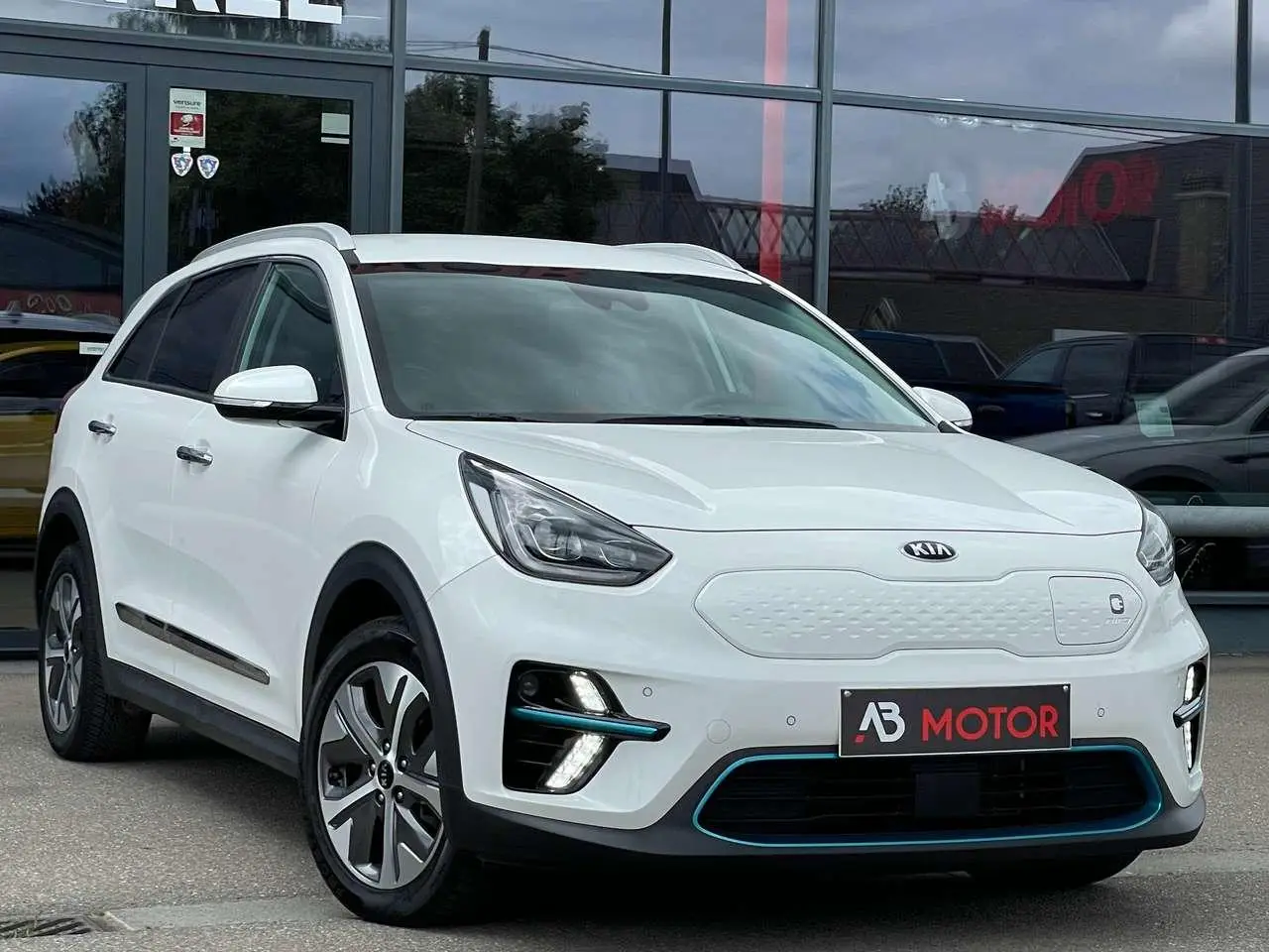 Photo 1 : Kia E-niro 2022 Électrique