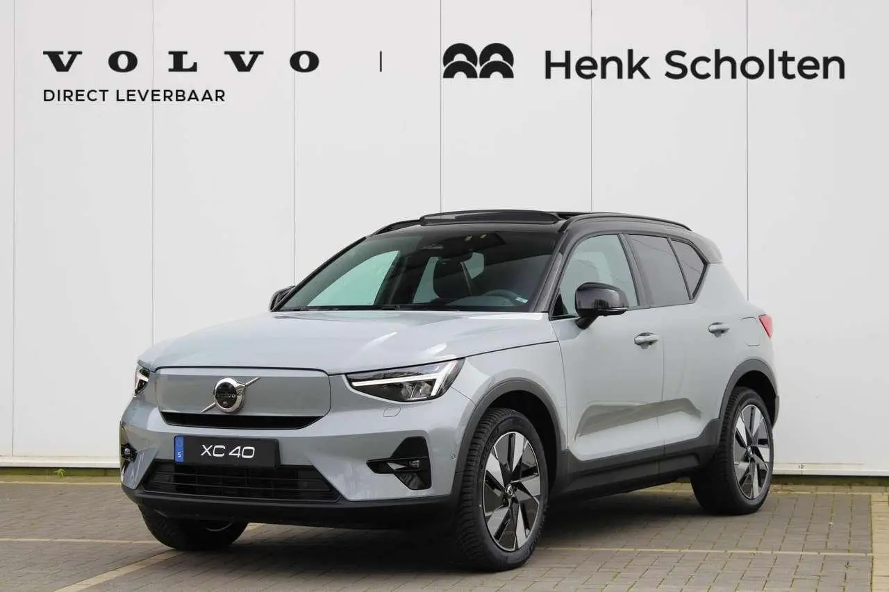 Photo 1 : Volvo Xc40 2024 Électrique