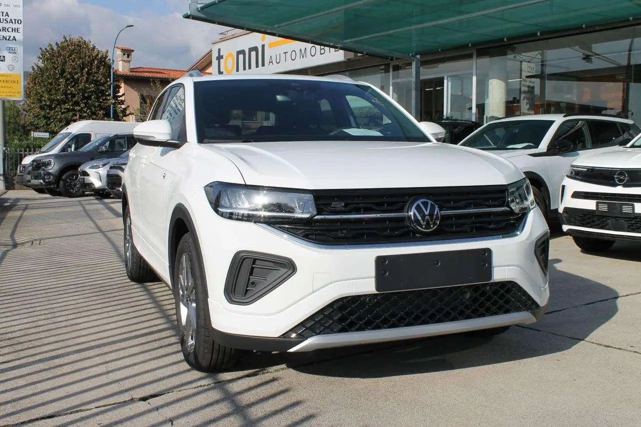 Photo 1 : Volkswagen T-cross 2024 Essence