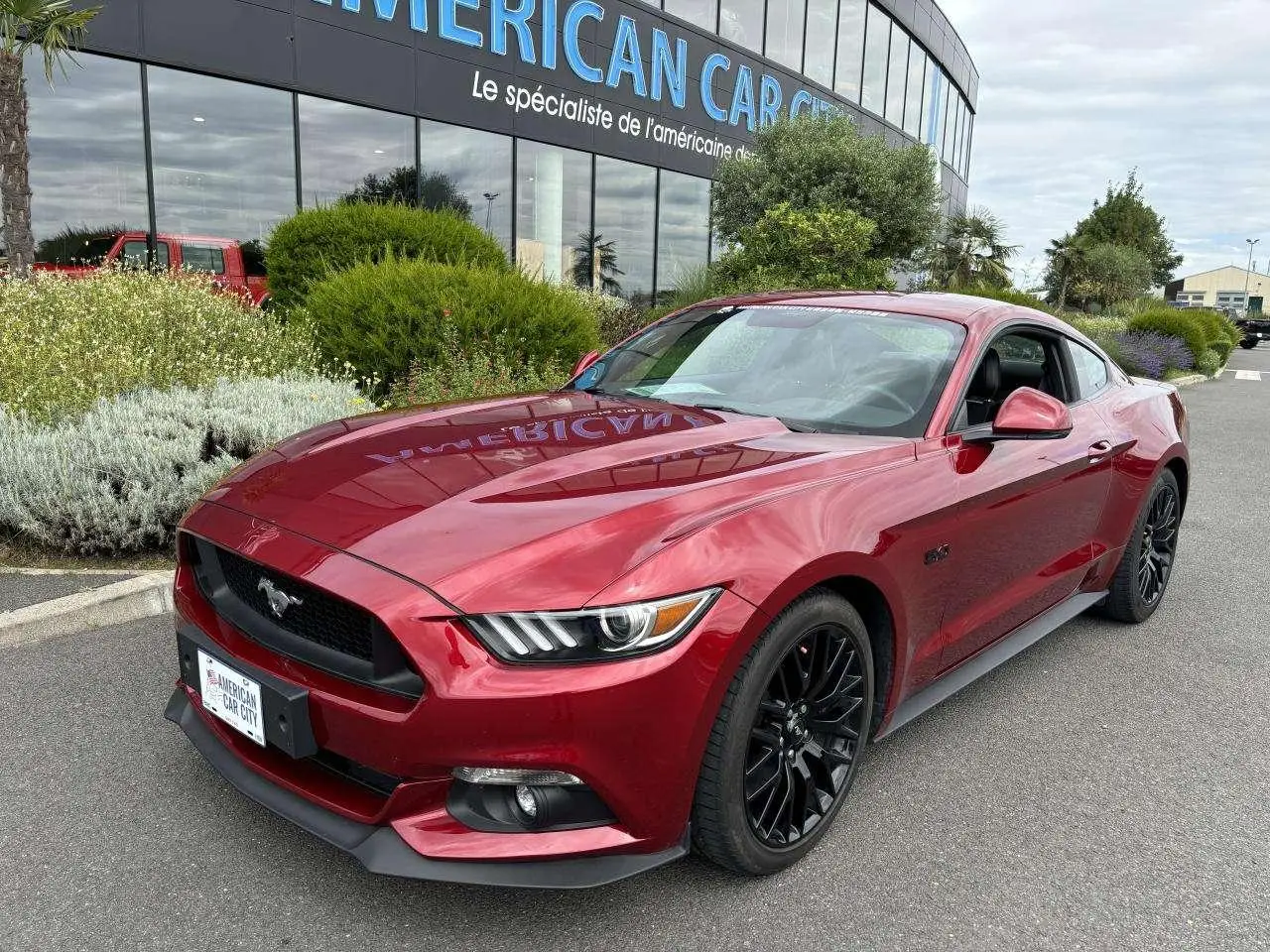 Photo 1 : Ford Mustang 2018 Petrol