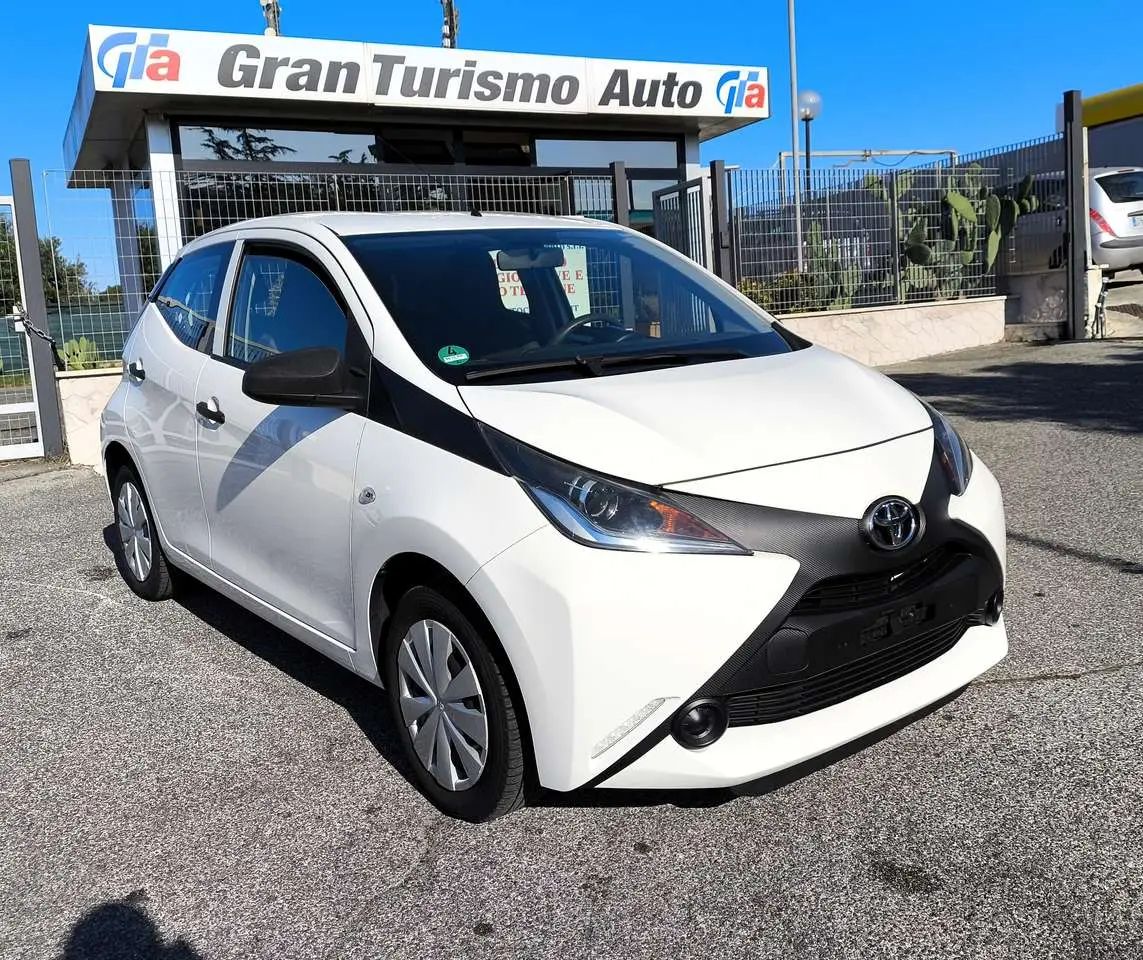 Photo 1 : Toyota Aygo 2018 Petrol