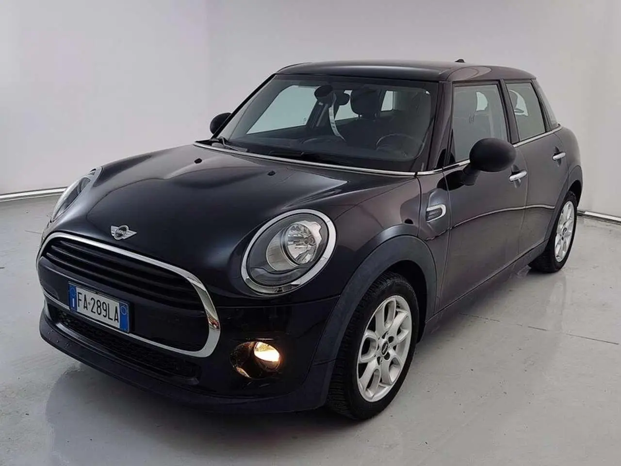 Photo 1 : Mini Cooper 2015 Diesel