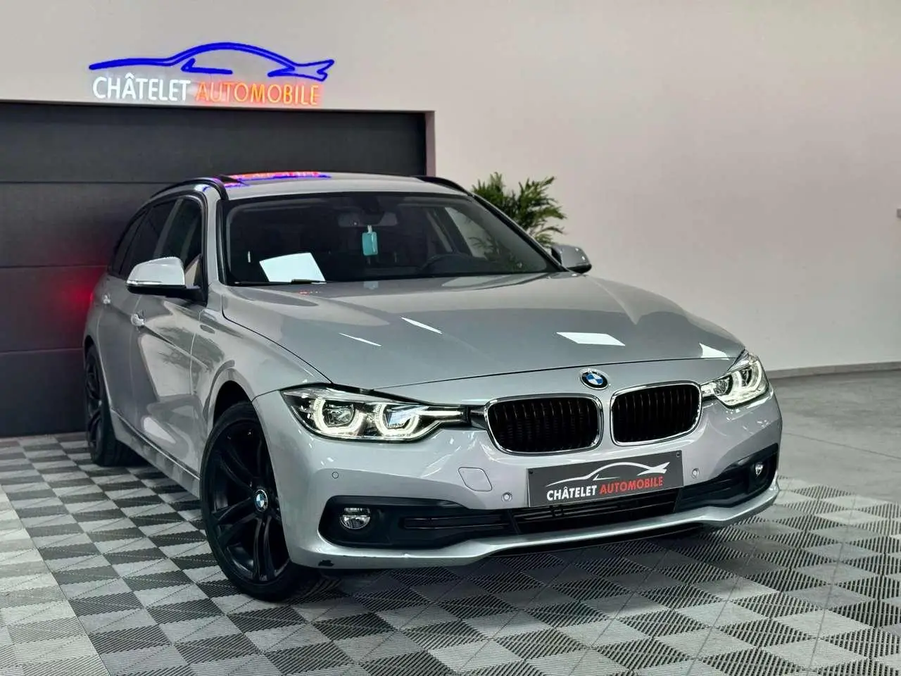 Photo 1 : Bmw Serie 3 2019 Diesel