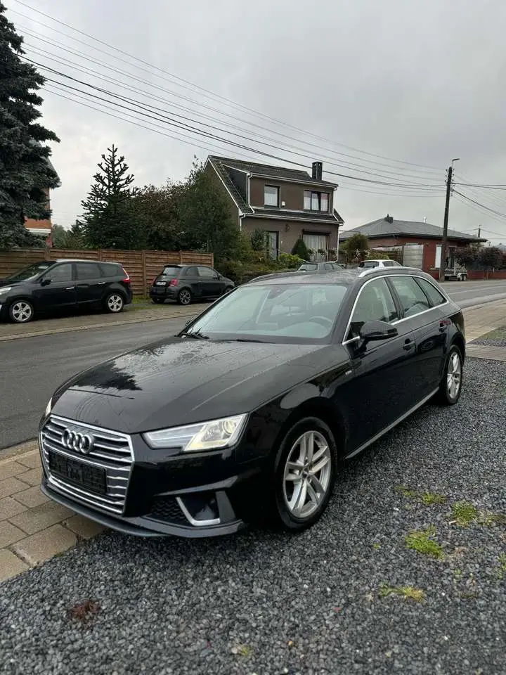 Photo 1 : Audi A4 2019 Diesel