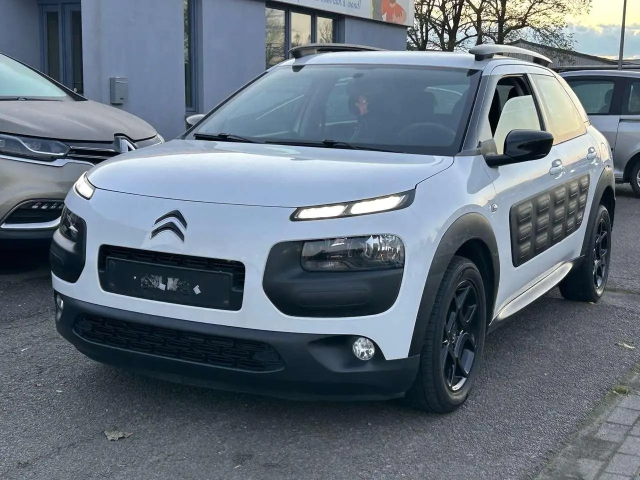 Photo 1 : Citroen C4 2018 Essence