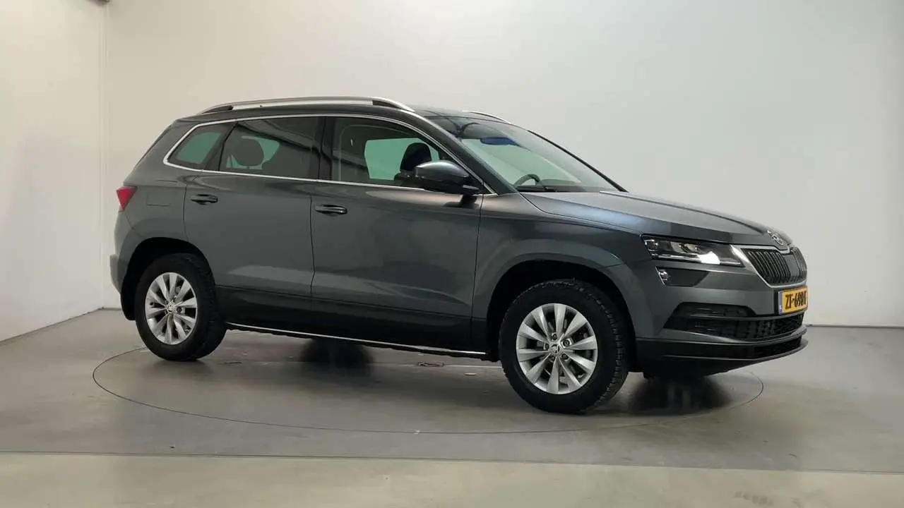 Photo 1 : Skoda Karoq 2020 Essence