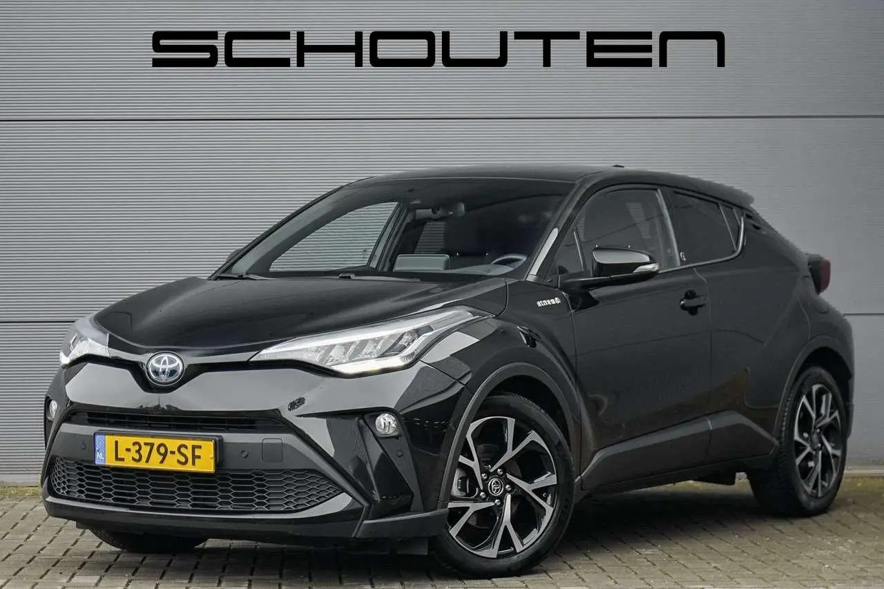 Photo 1 : Toyota C-hr 2020 Petrol