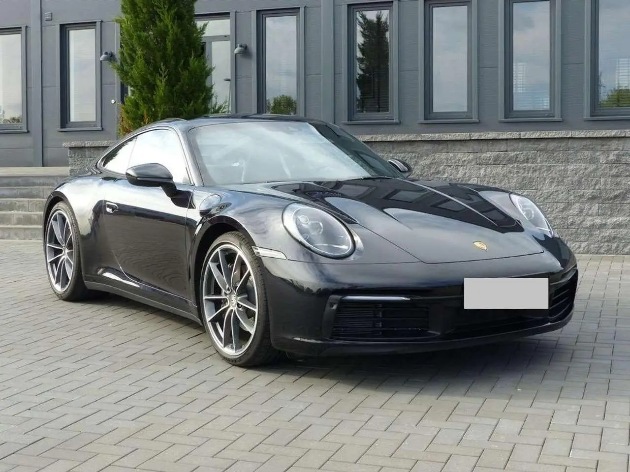 Photo 1 : Porsche 992 2020 Petrol