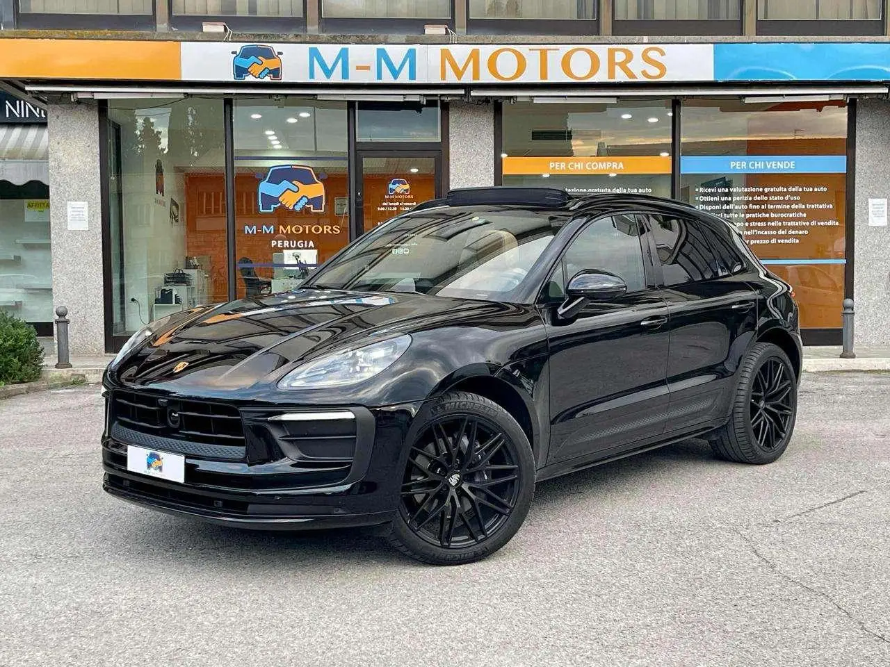 Photo 1 : Porsche Macan 2021 Petrol