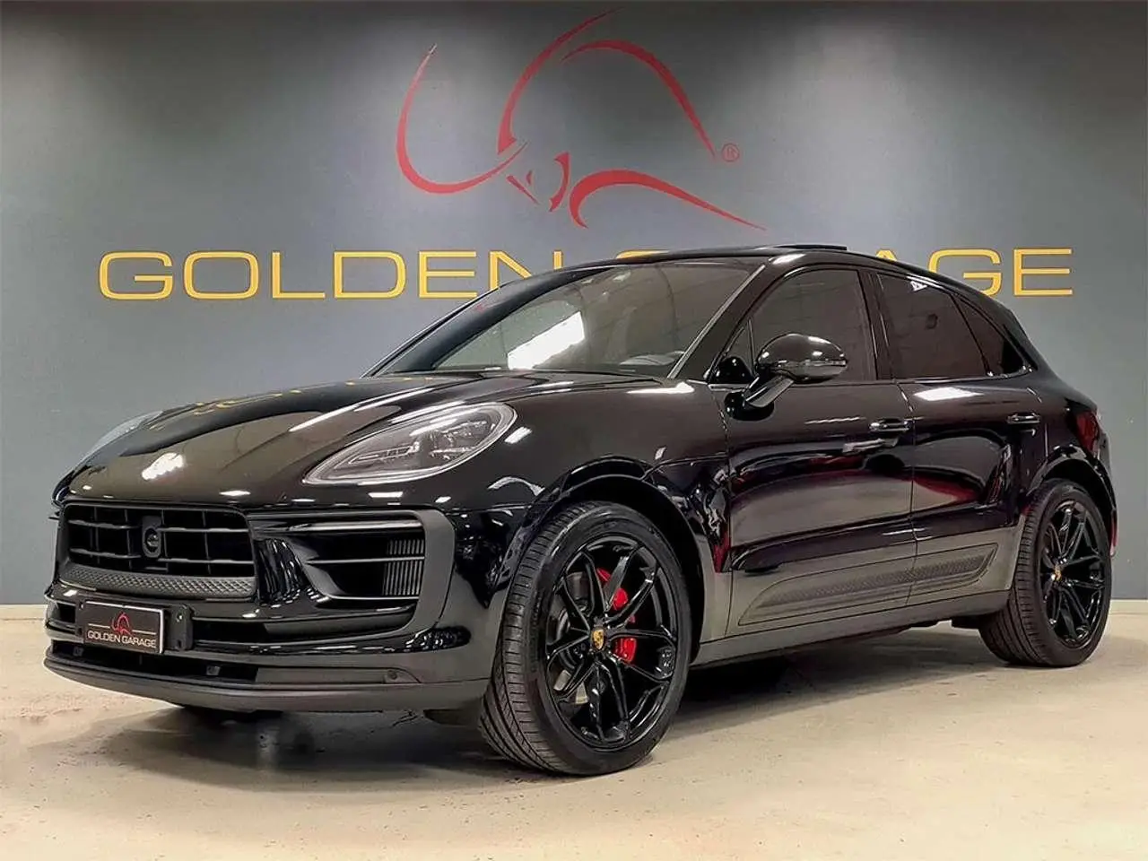 Photo 1 : Porsche Macan 2021 Petrol