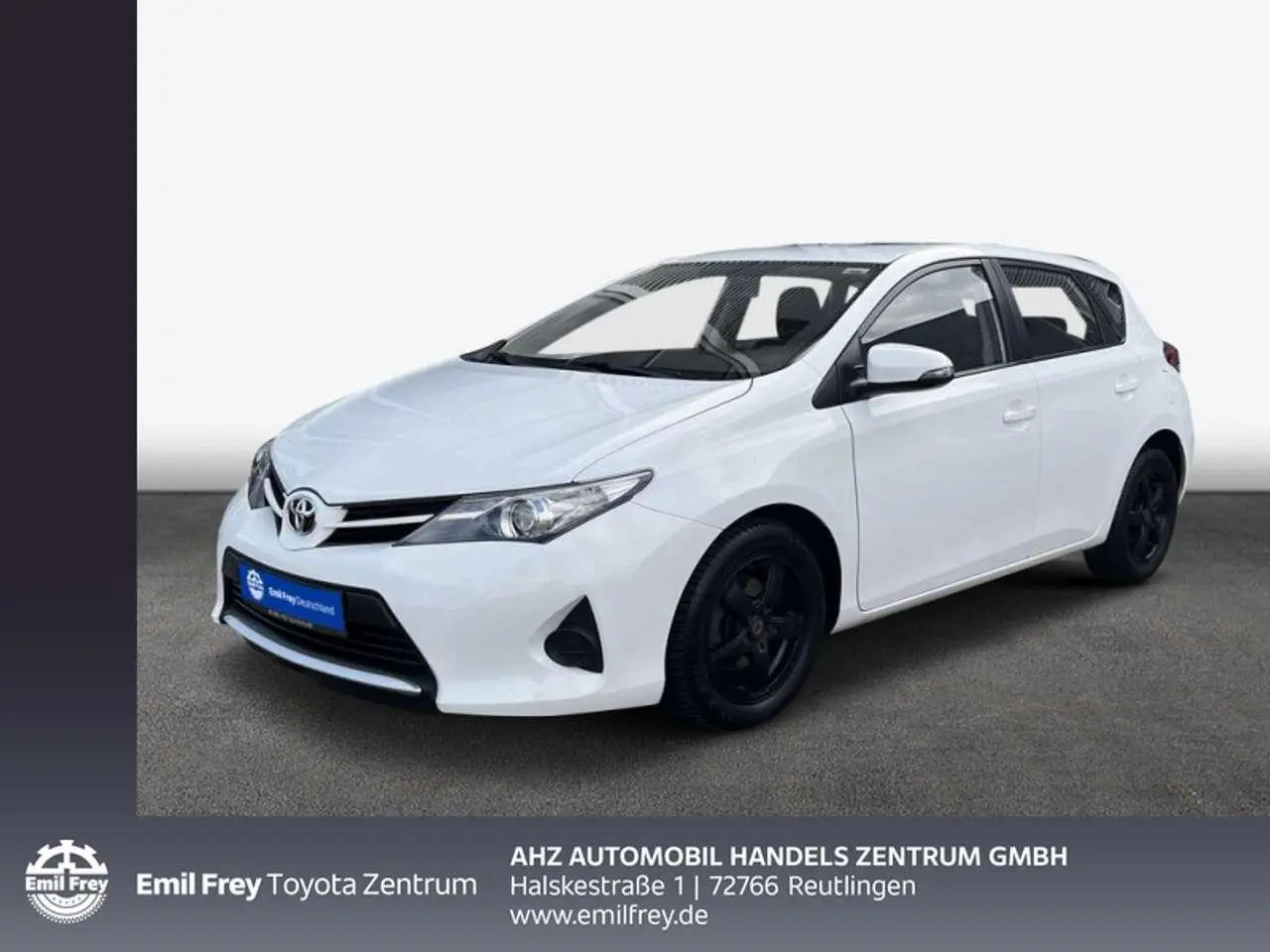 Photo 1 : Toyota Auris 2014 Petrol