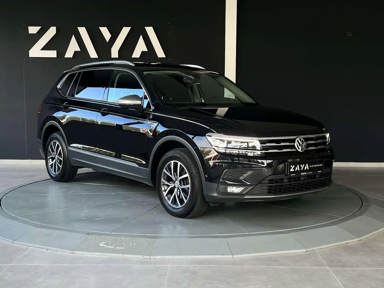 Photo 1 : Volkswagen Tiguan 2022 Diesel