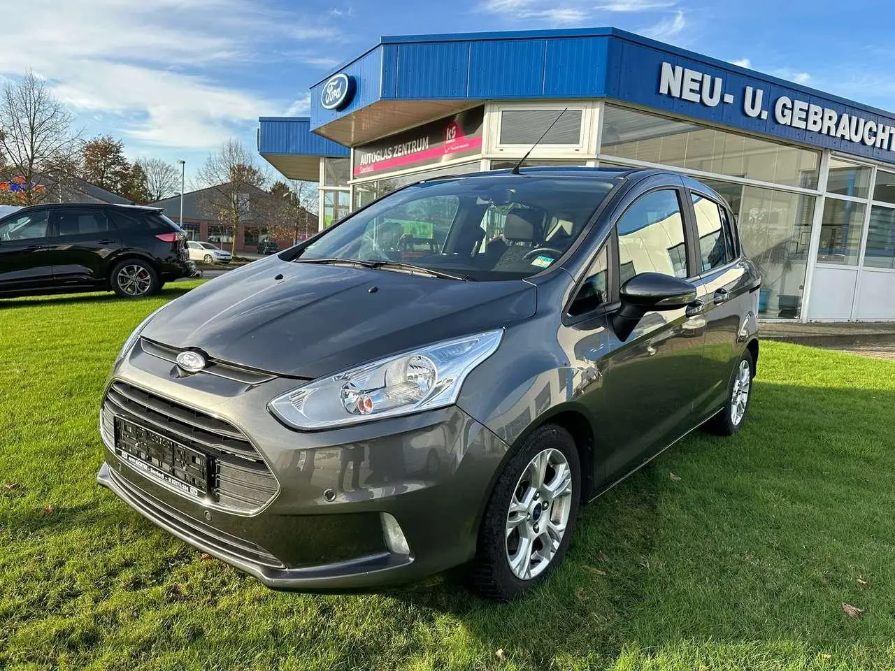 Photo 1 : Ford B-max 2016 Petrol