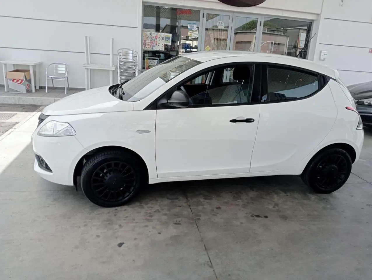 Photo 1 : Lancia Ypsilon 2019 Petrol