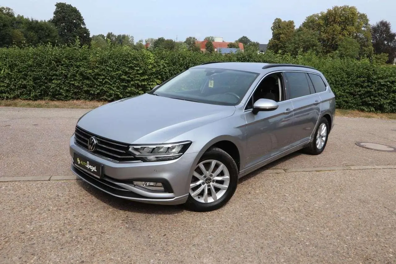 Photo 1 : Volkswagen Passat 2021 Diesel