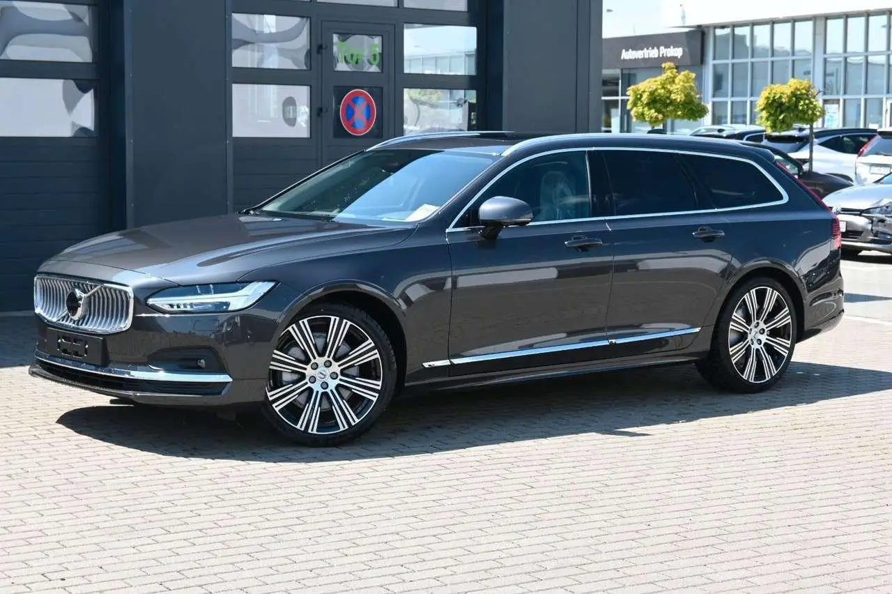 Photo 1 : Volvo V90 2024 Diesel