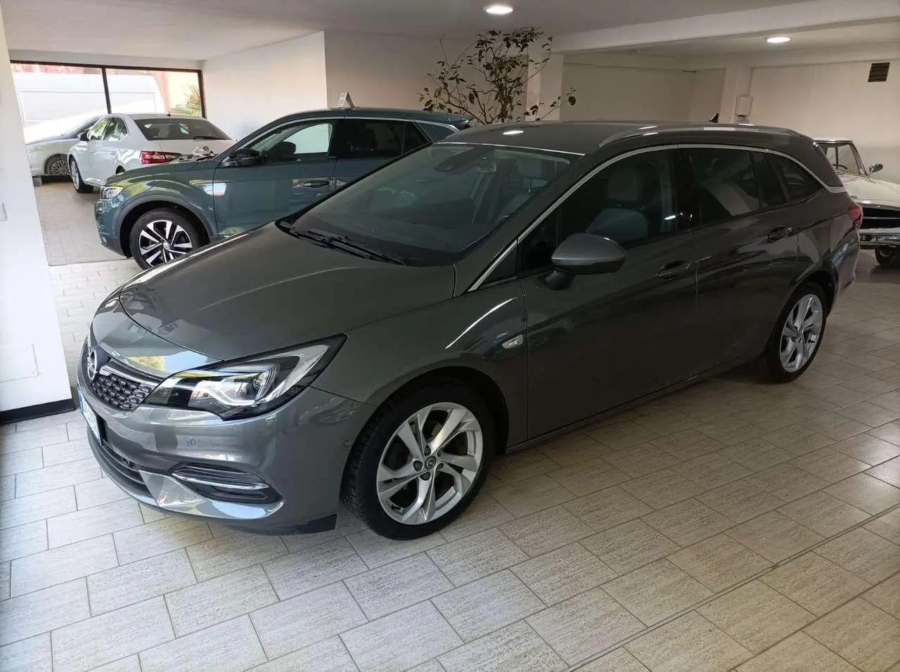 Photo 1 : Opel Astra 2019 Diesel