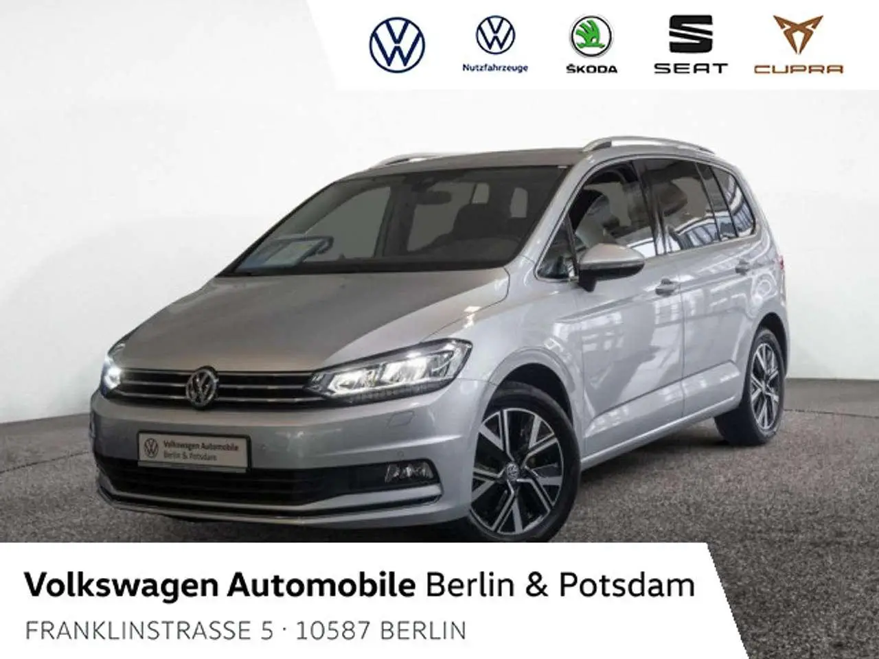 Photo 1 : Volkswagen Touran 2020 Petrol