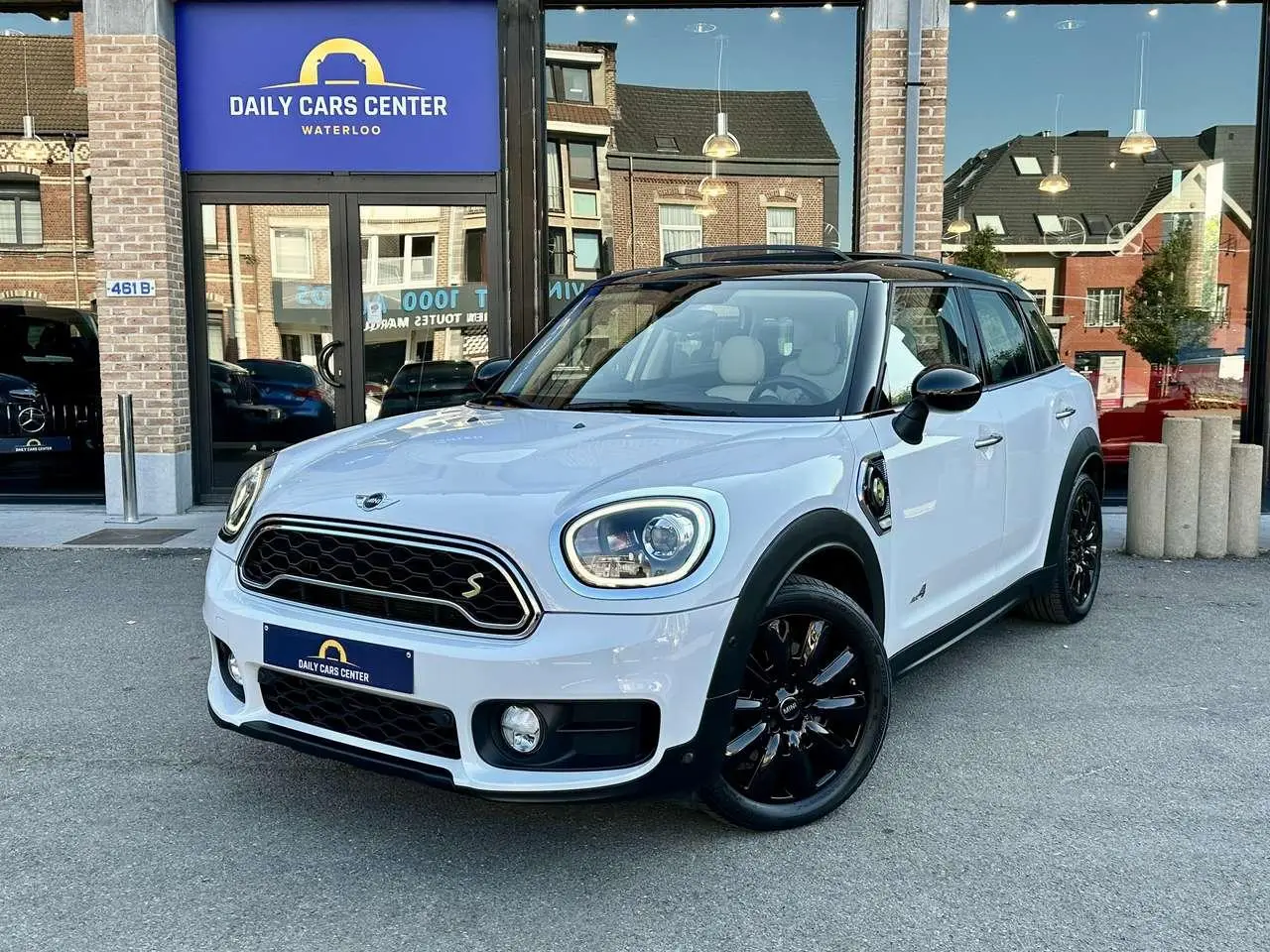 Photo 1 : Mini Cooper 2018 Hybrid