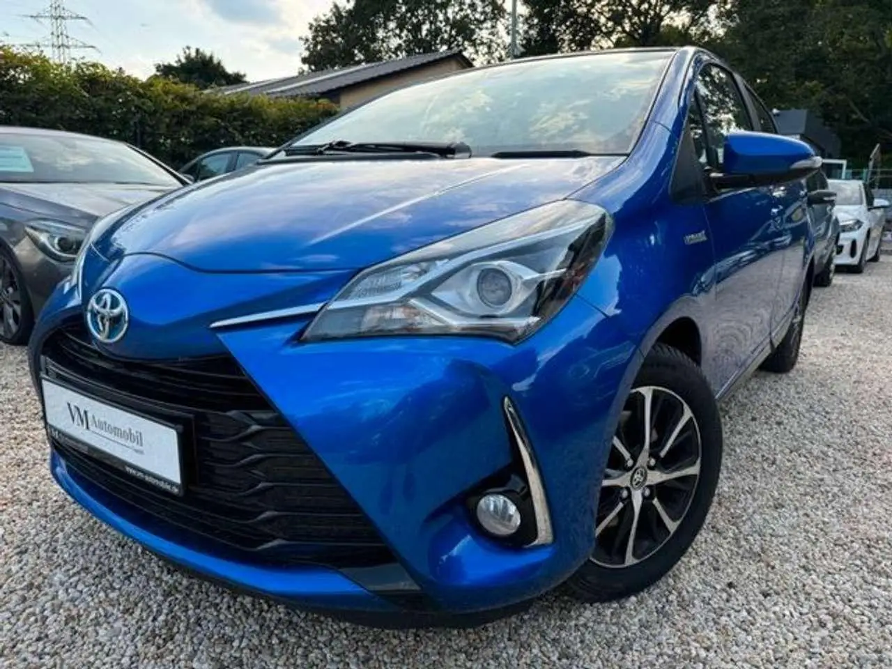 Photo 1 : Toyota Yaris 2017 Petrol