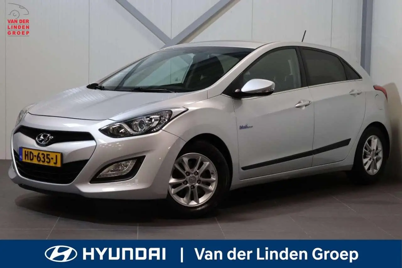 Photo 1 : Hyundai I30 2015 Petrol