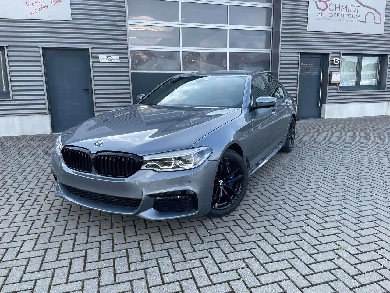 Photo 1 : Bmw Serie 5 2018 Essence