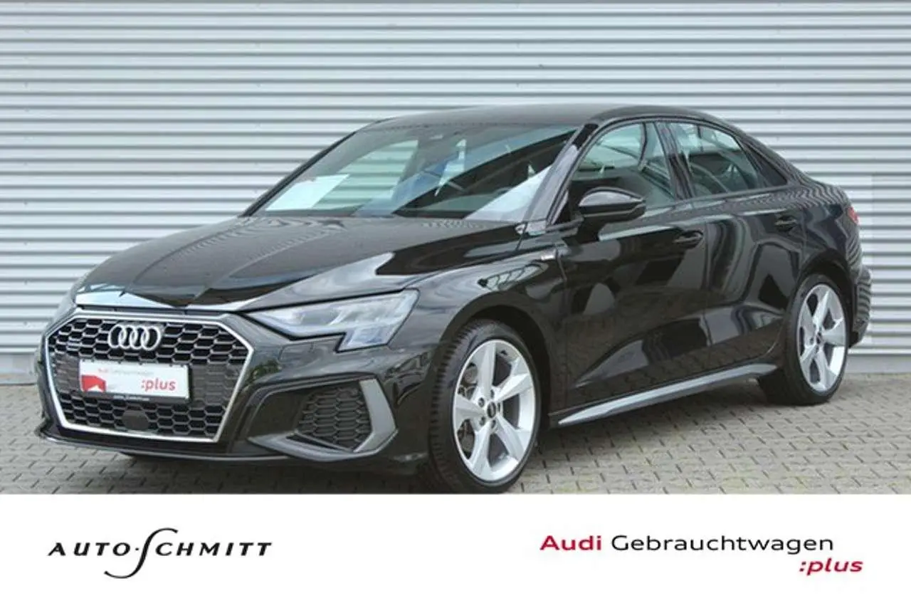 Photo 1 : Audi A3 2023 Petrol